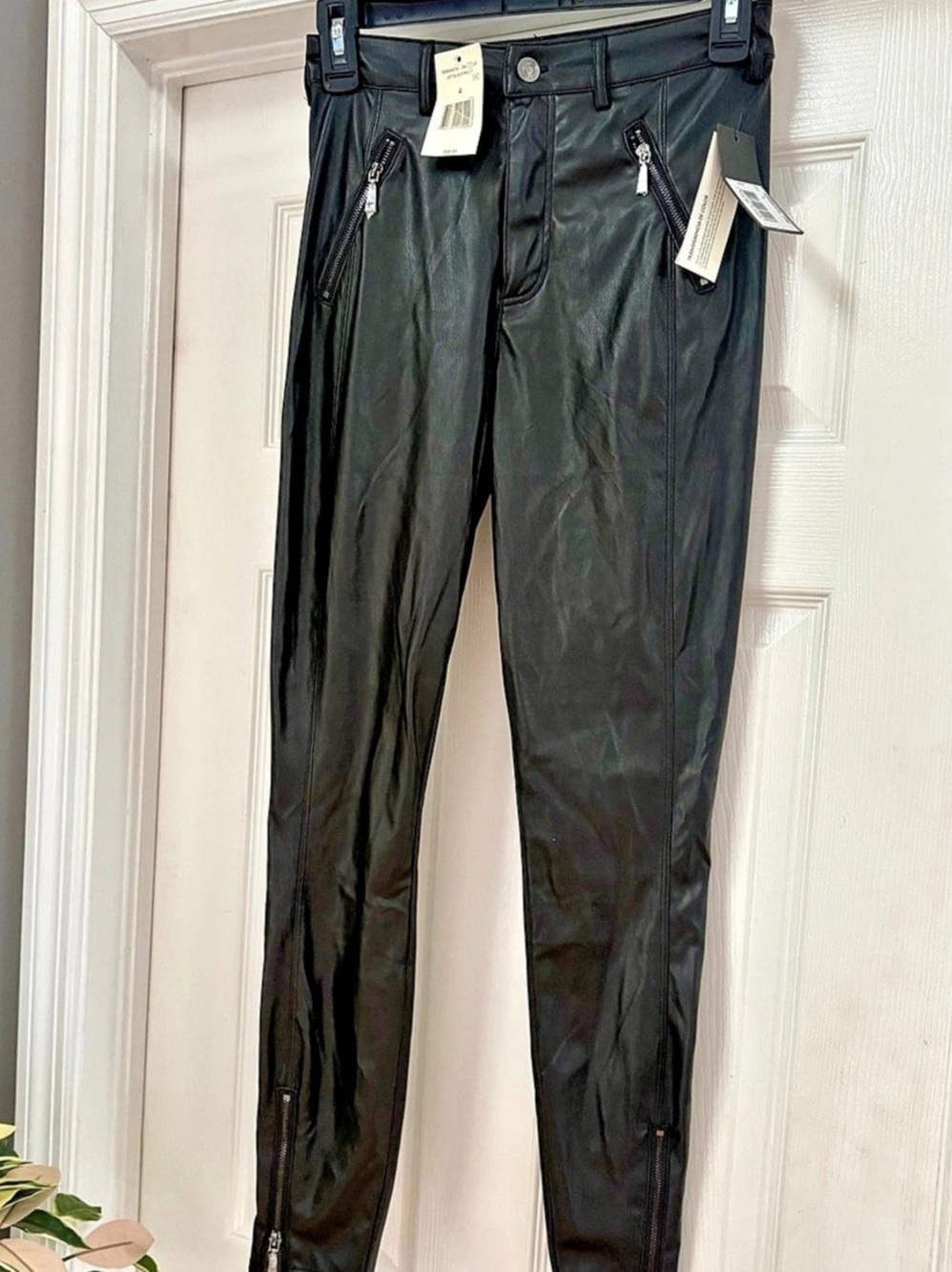 Guess Faux Leather Zip Pants Black Size 4